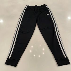 Brand new kids Adidas black and white track pants, never worn, size M (10/12)